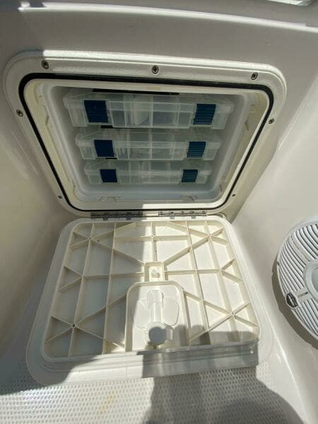 2022 Sailfish 220 Center Console