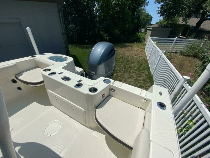 2022 Sailfish 220 Center Console