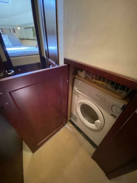 2006 Sea Ray 58 Sedan Bridge