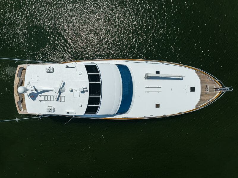 2004 Sea Force IX Enclosed Bridge