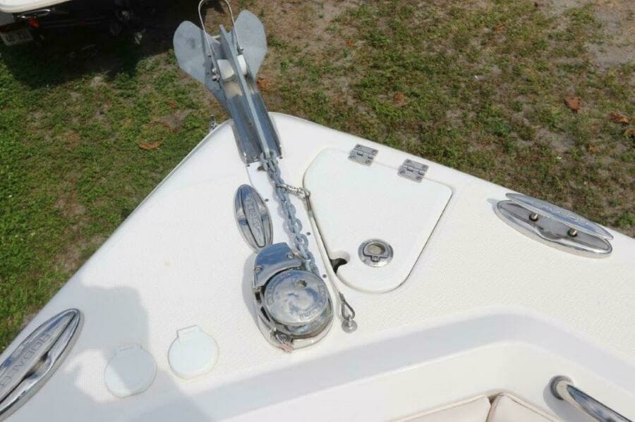 2017 Robalo R260 Center Console