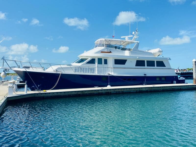 1994 Hatteras 70 Cockpit Motor Yacht
