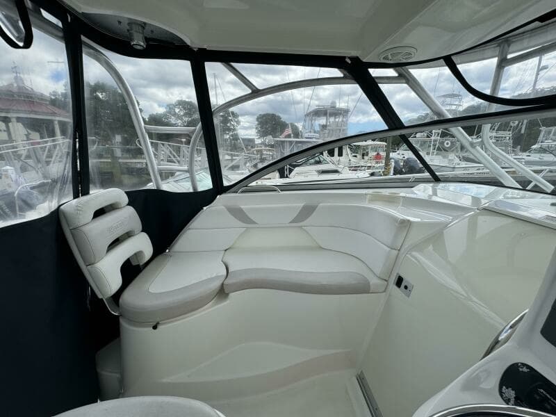 2007 Boston Whaler 305 Conquest