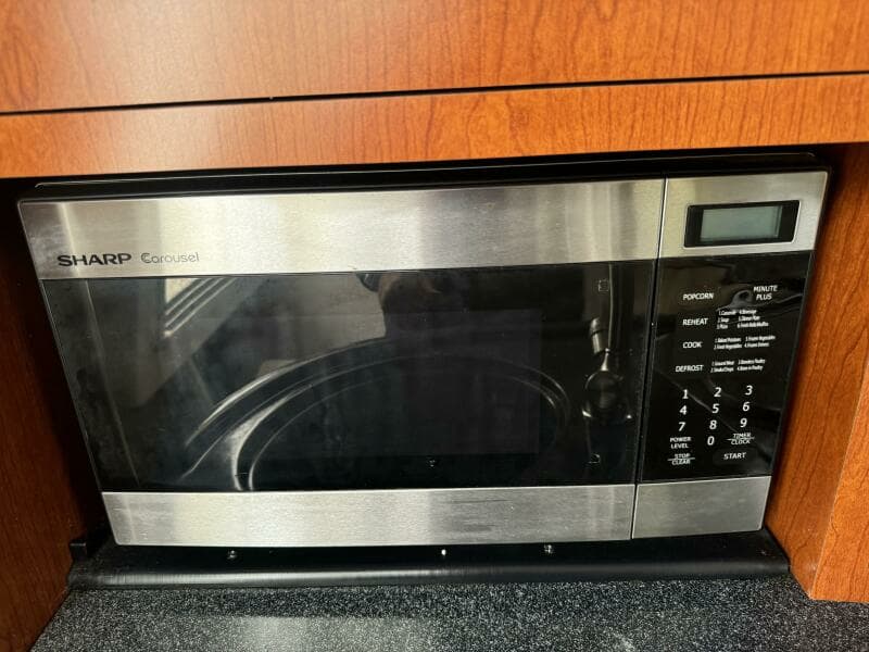 2007 Boston Whaler 305 Conquest