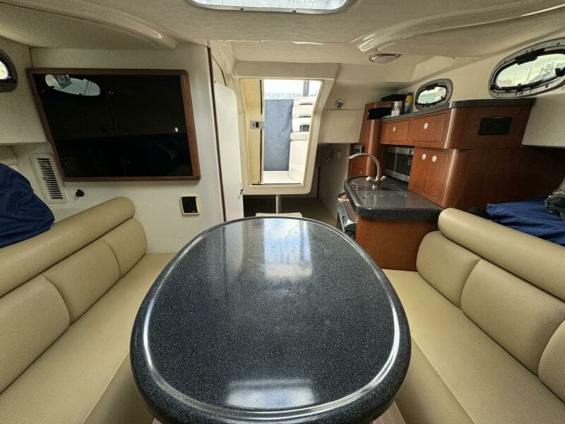 2007 Boston Whaler 305 Conquest