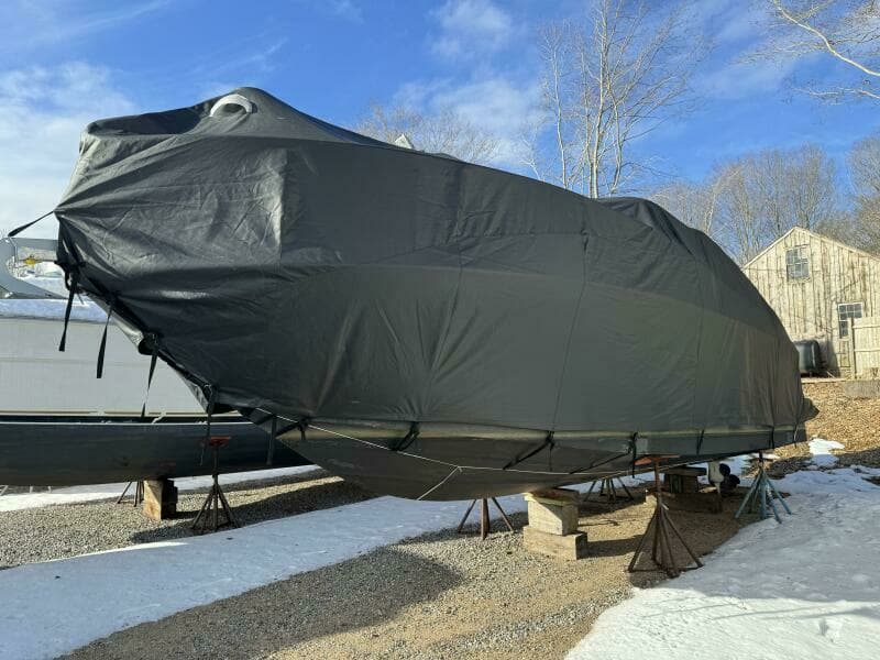 2011 Regal 2565 Express Cruiser