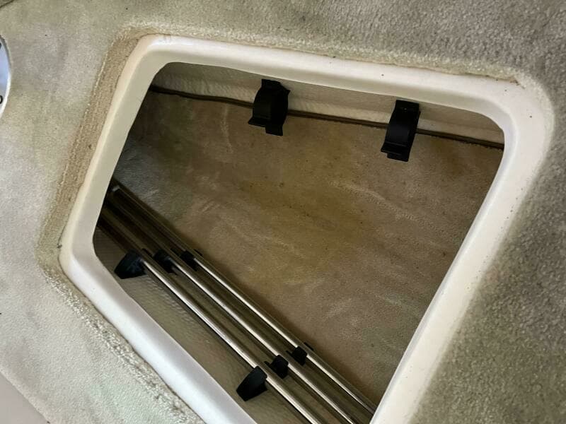 2011 Regal 2565 Express Cruiser