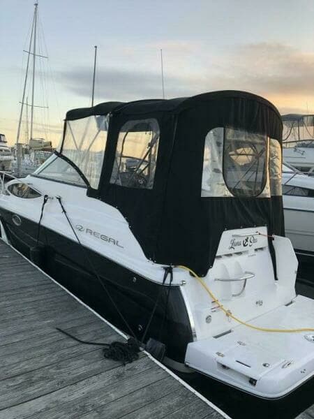 2011 Regal 2565 Express Cruiser