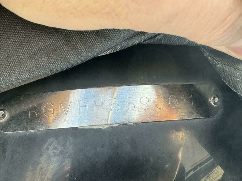 2011 Regal 2565 Express Cruiser