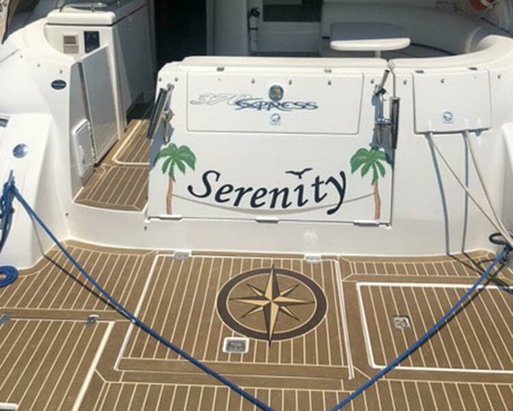 2007 Cruisers Yachts 370 Express