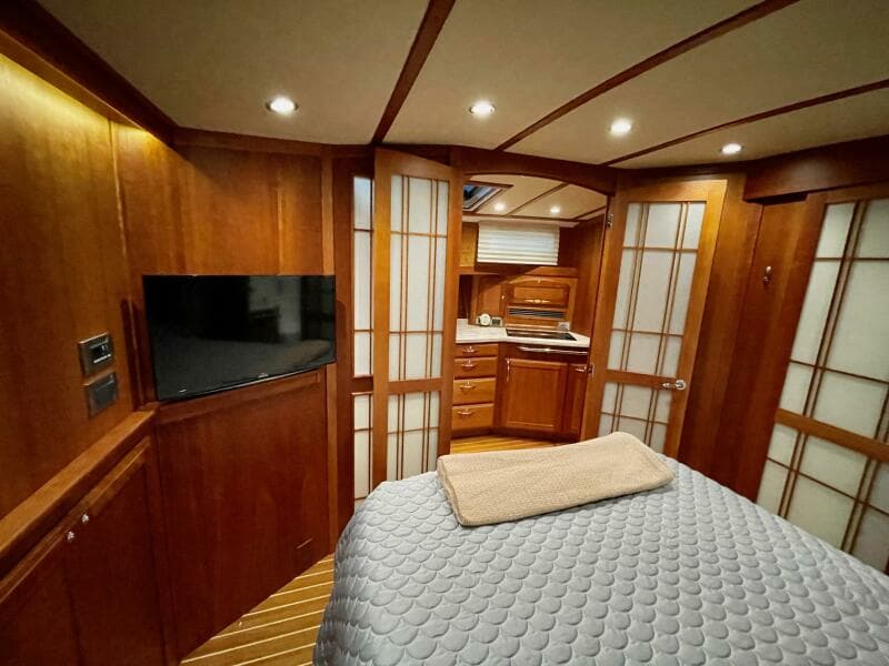 2016 Sabre 48 Salon Express