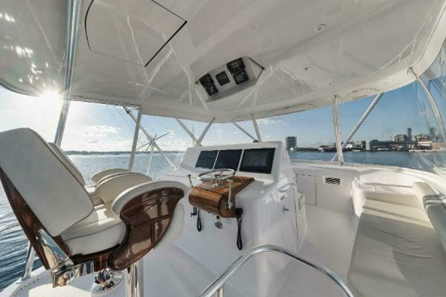 54' Hatteras GT54 - 54' Hatteras GT54 - Flybridge 