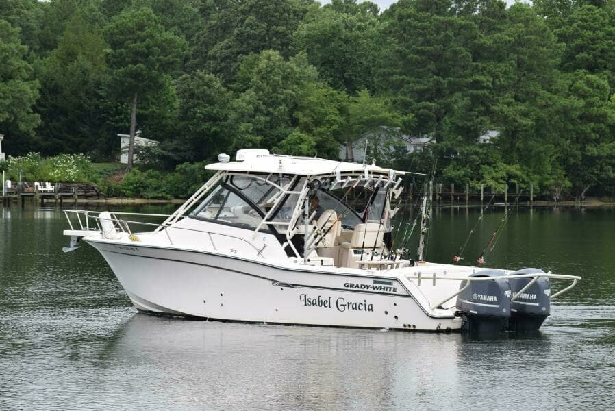 2016 Grady-White Express 330
