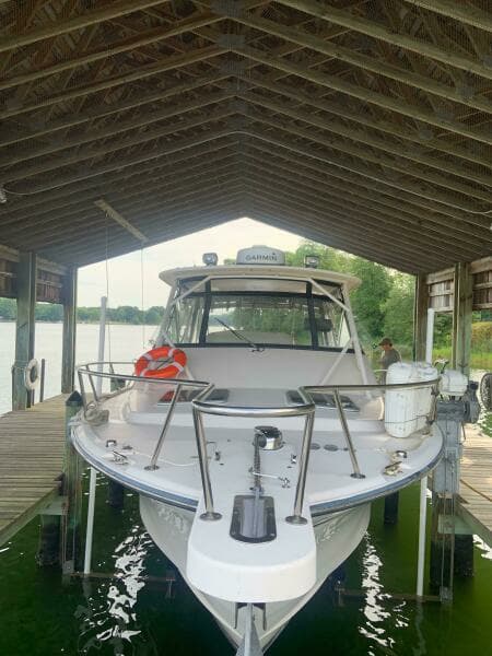 2016 Grady-White Express 330