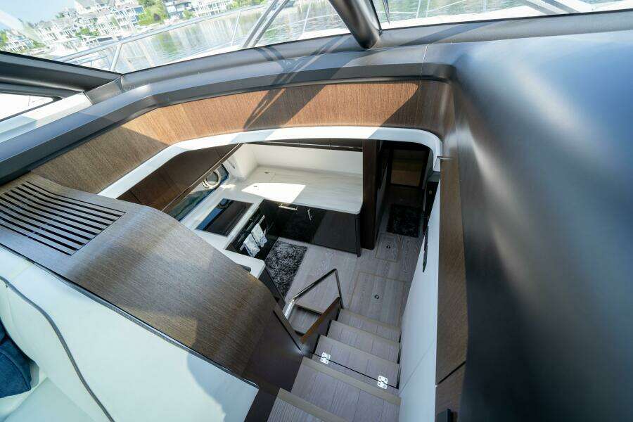 2022 Sunseeker 60 Predator EVO