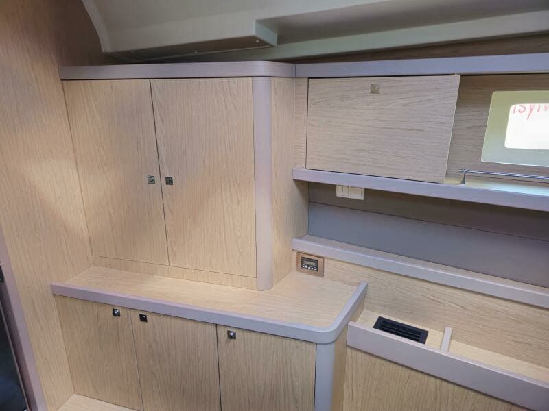 2017 Beneteau Oceanis 45