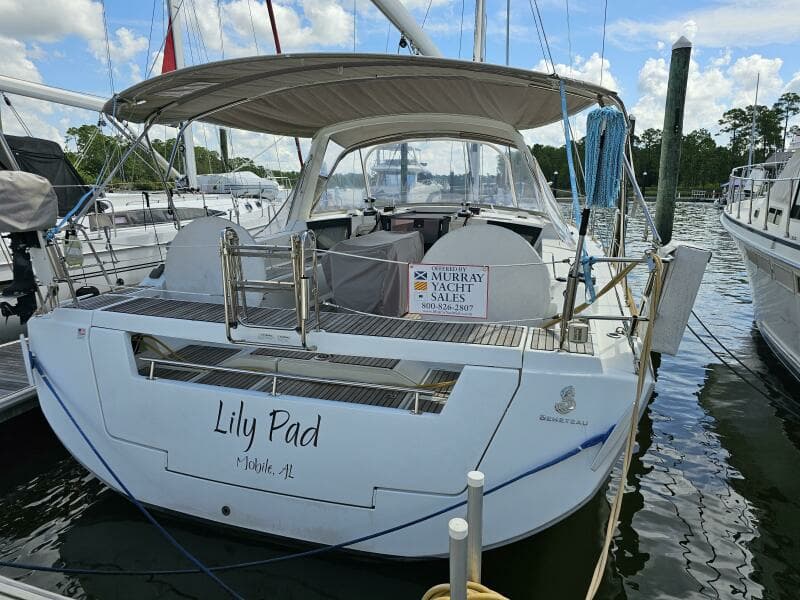 2017 Beneteau Oceanis 45