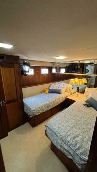 1987 Hatteras Motoryacht