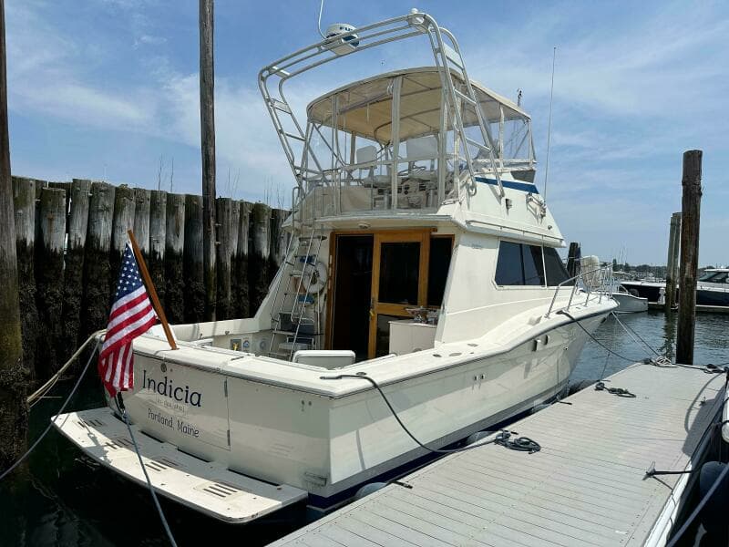 1985 Hatteras 36 Convertible