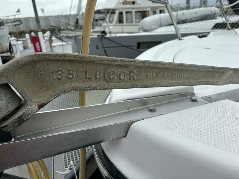 2000 Bayliner 3788 Command Bridge