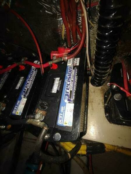 1988 Tollycraft 34 Sport Sedan