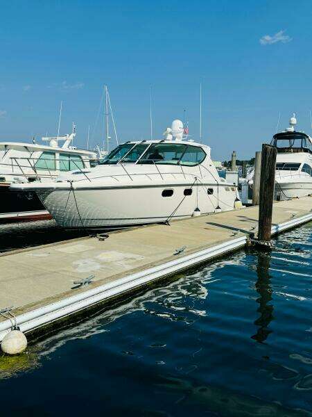 2007 Tiara Yachts 3900 Sovran