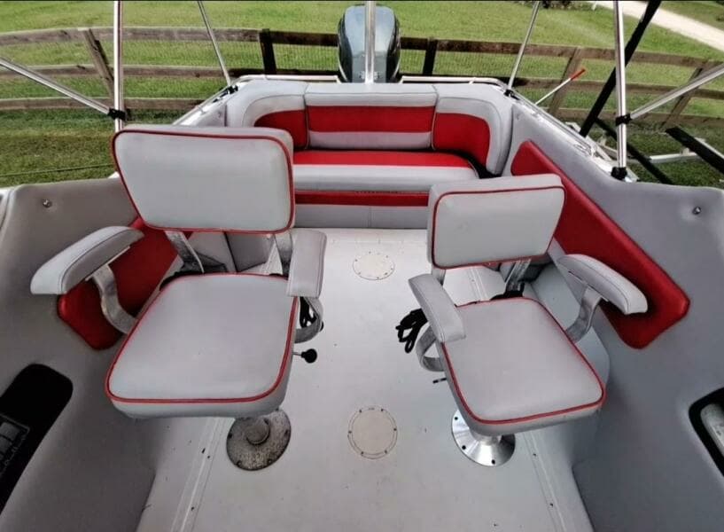 1988 Boston Whaler Temptation 2200