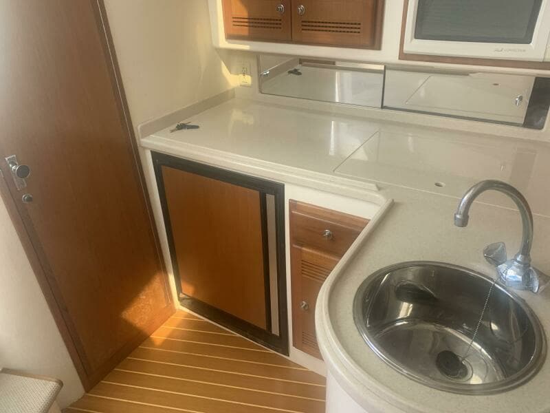 2002 Cabo 35 Express