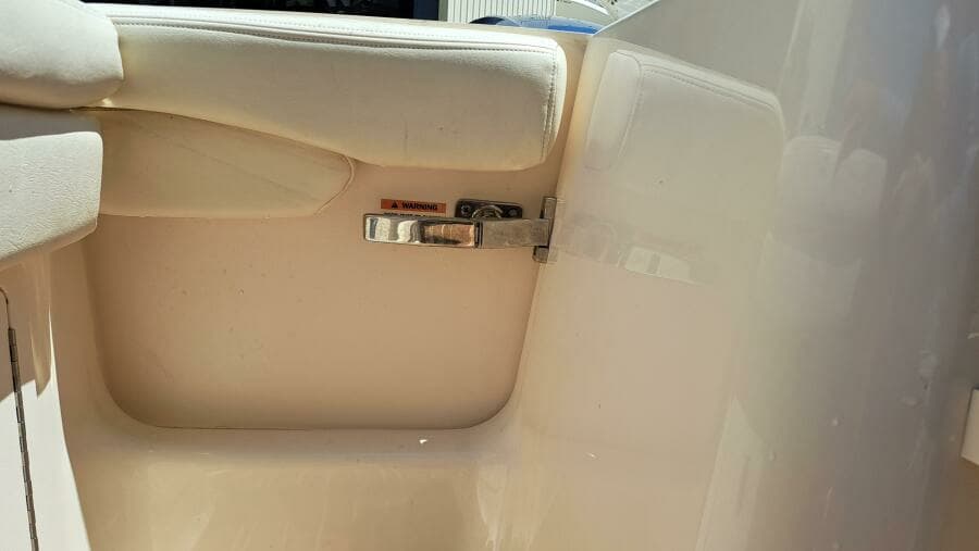 2018 Grady-White Freedom 285