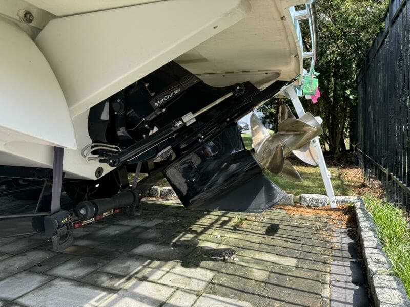 2019 Four Winns H230