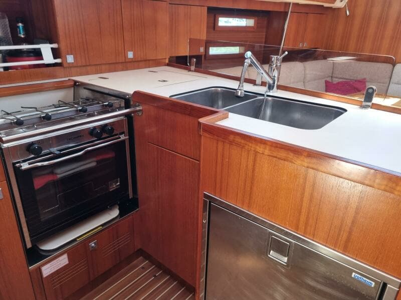 2012 Elan 394 Impression