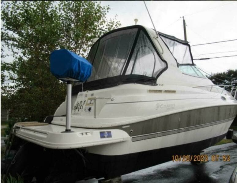 2007 Cruisers Yachts 280CXI