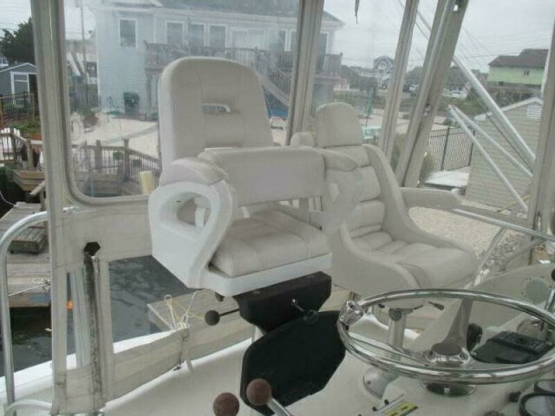 1997 Egg Harbor Golden Egg 35