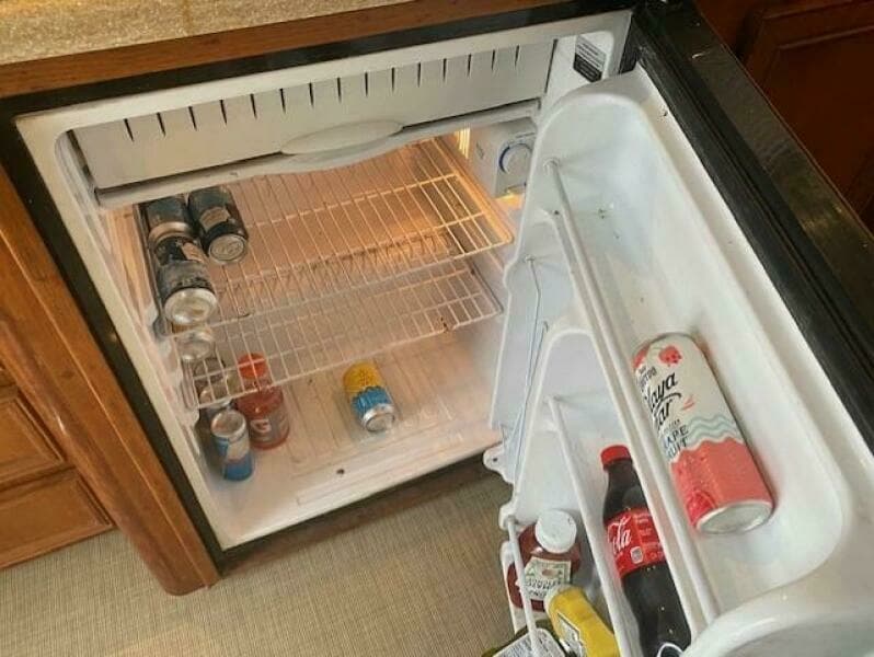 1997 Egg Harbor Golden Egg 35