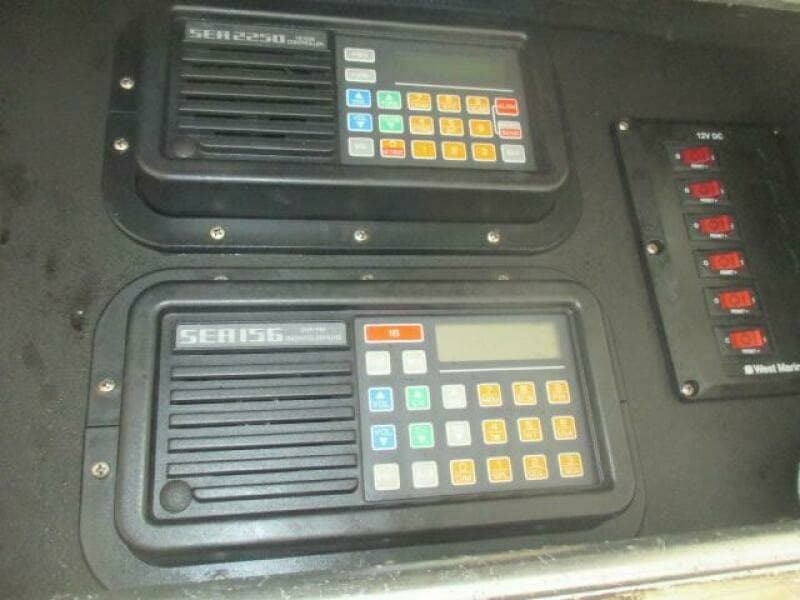 1997 Egg Harbor Golden Egg 35