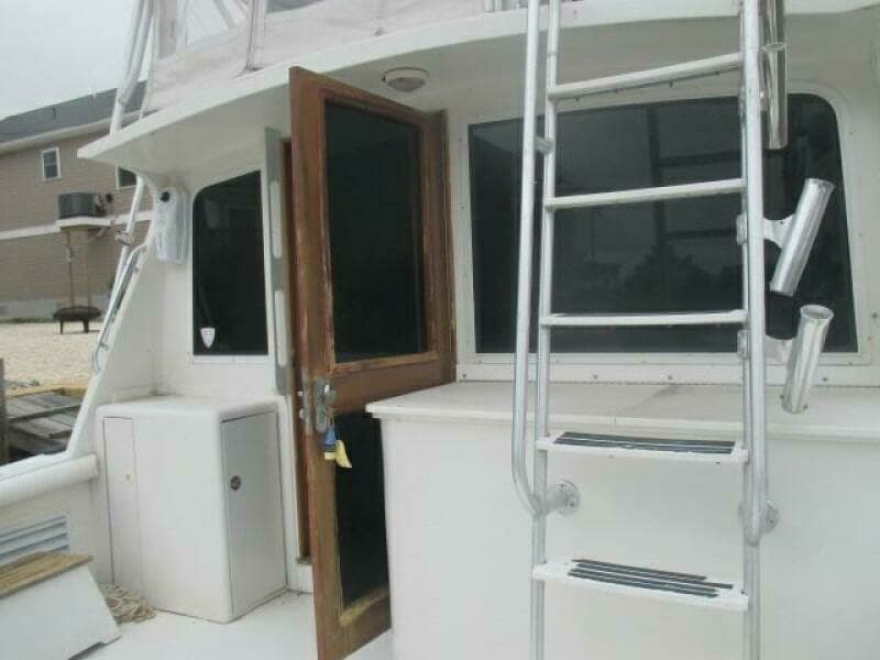 1997 Egg Harbor Golden Egg 35