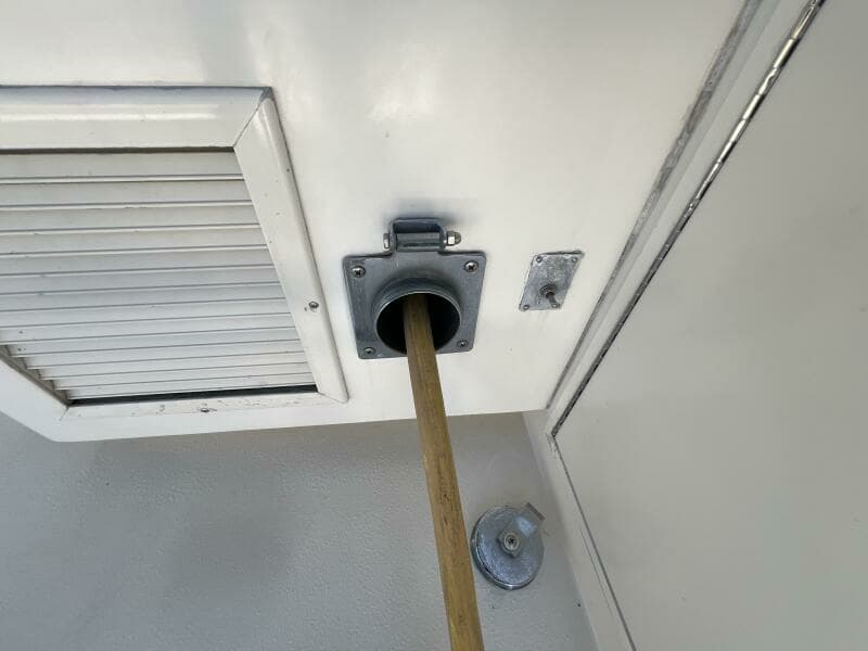 1990 Viking 48 Convertible