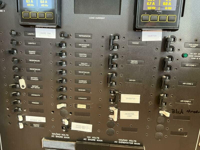 1990 Viking 48 Convertible