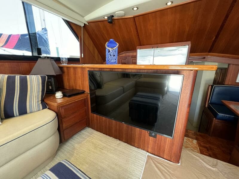 1990 Viking 48 Convertible