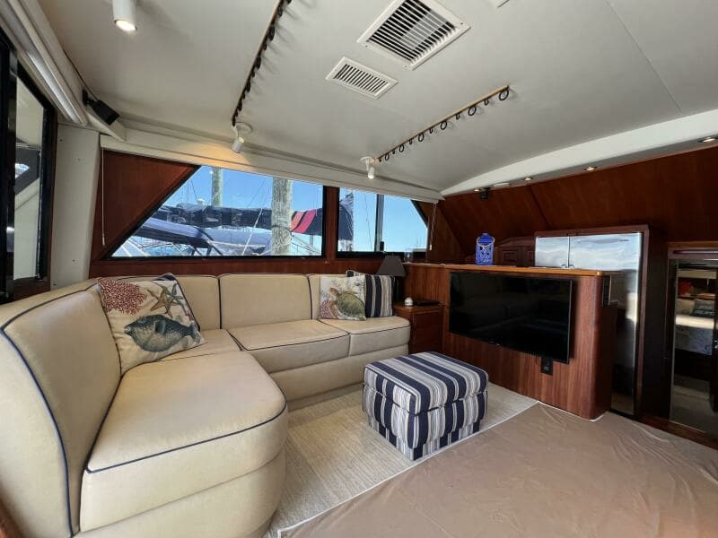 1990 Viking 48 Convertible