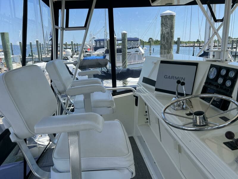 1990 Viking 48 Convertible