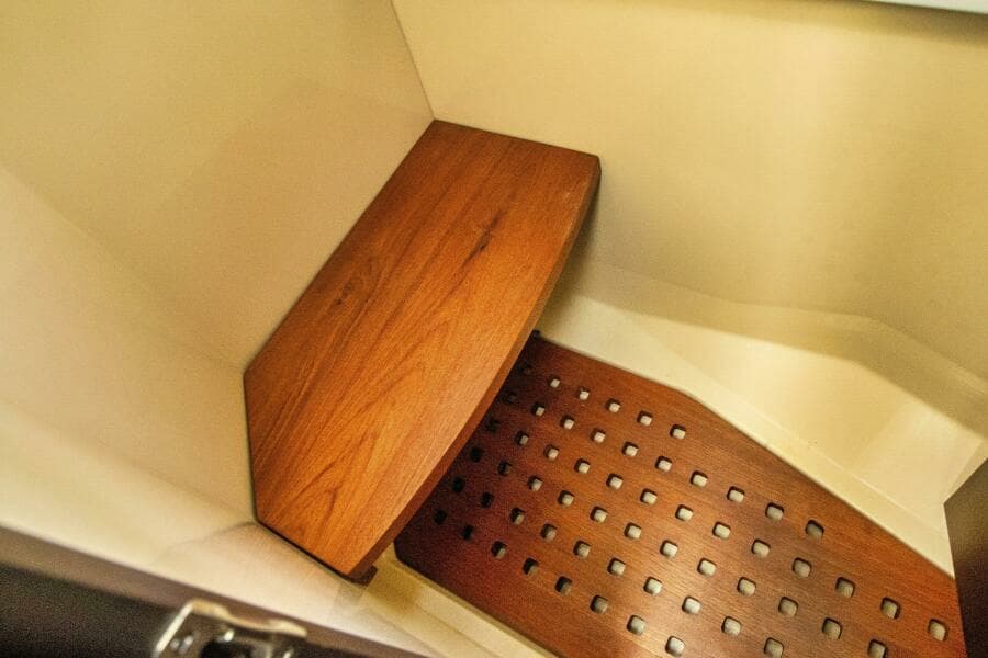 Full separate shower