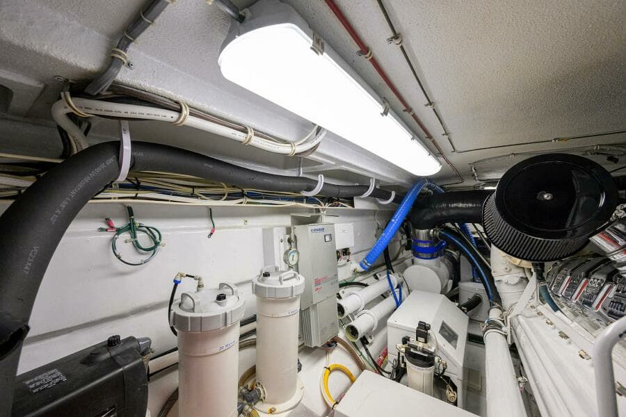 2001 Hatteras Convertible