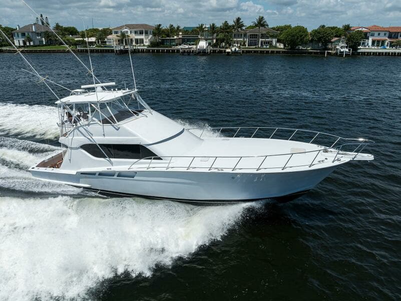 2001 Hatteras Convertible