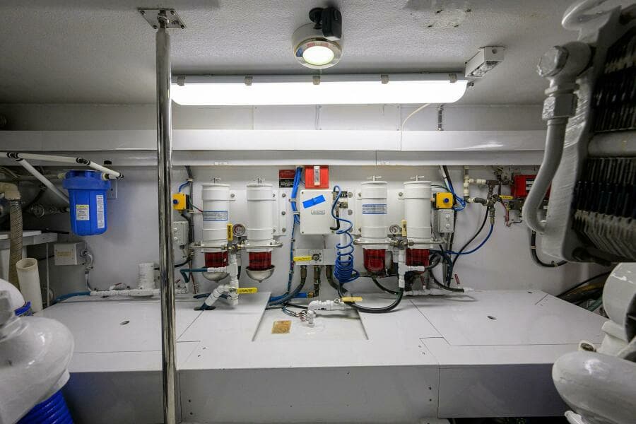 2001 Hatteras Convertible