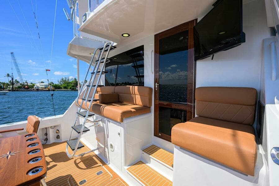 2001 Hatteras Convertible