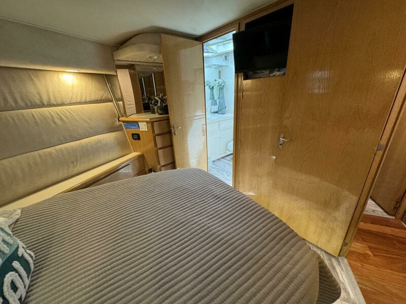 1994 Hatteras 54 Yacht