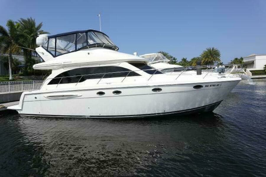 43 Meridian Sedan 411 - 