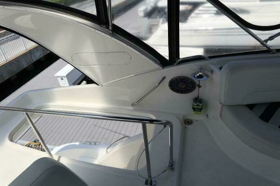 43 Meridian Sedan 411 - 