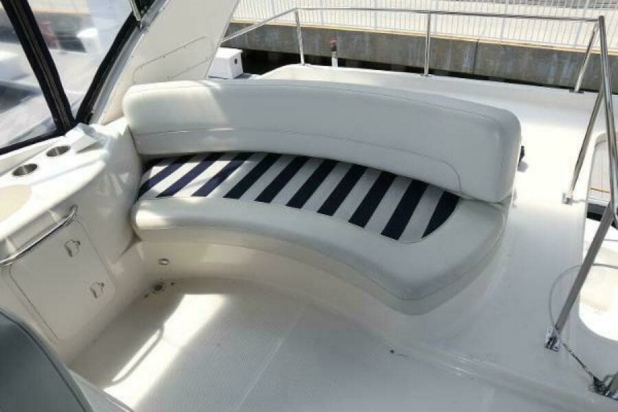 43 Meridian Sedan 411 - 